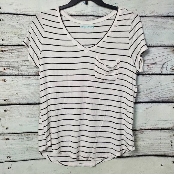 Maurices Large White Navy Stripe V-Neck SS Tunic - Picture 3 of 8